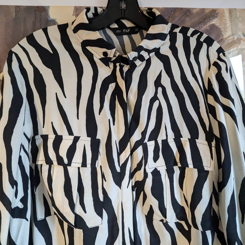 Midi dress - Picture 9 of 16